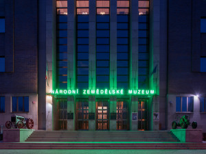 V rámci muzejní noci otevřou v Praze přes třicet institucí. Lidé se k nim dostanou speciální tramvajovou linkou