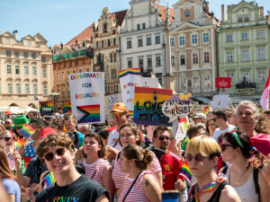 Průvod Prague Pride projde centrem Prahy v sobotu 10. srpna. Lidé zamíří z Václaváku na Letnou