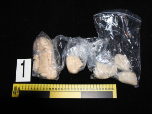 Gang vyráběl a prodával drogy, látky si dovážel ze Srbska