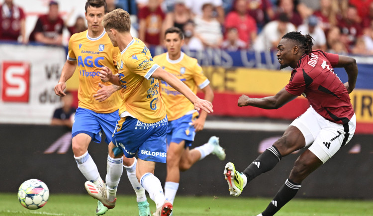 Sparta v Teplicích zvládla třetí západ sezony a vyhrála 4:1