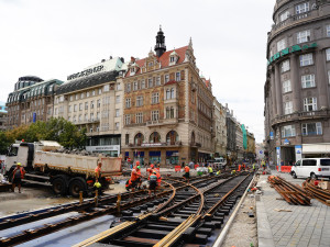 FOTOGALERIE: Praha rozkopaná. Podívejte se, jak postupují práce na Václaváku nebo u Lihovaru