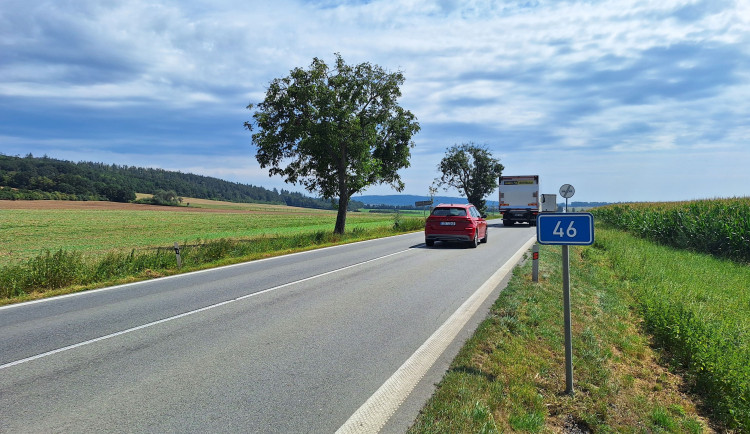 Opravy zkomplikují dopravu na hlavních silnicích směrem na Opavu a do Jeseníků. Dají se čekat kolony