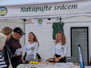 Vyzkoušejte tradiční chutě na zářijových akcích v Praze, jakými jsou dožínky nebo vinobraní