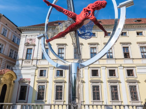 V Praze je k vidění další dílo Davida Černého, tentokrát socha Věry Čáslavské