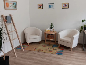 Dětem v krizových situacích pomohou v novém centru u Václaváku. Přijít mohou i samy