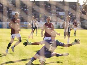 Sparta si poradila s Budějovicemi 2:0