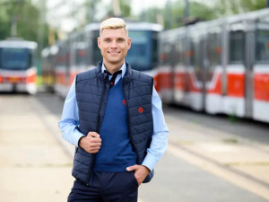 ANKETA: Dopravní podnik představil nové uniformy. Jak se vám líbí?