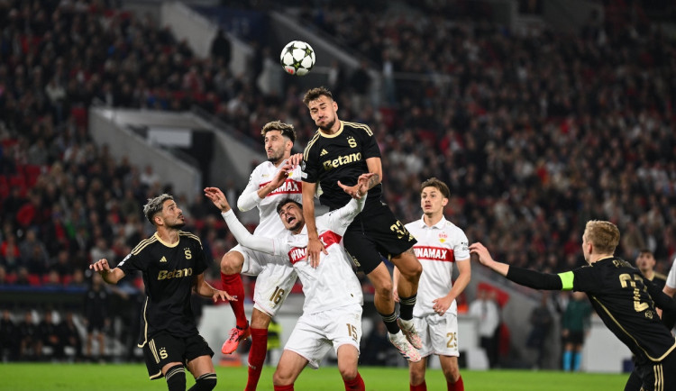 Fotbalisté Sparty remizovali v LM ve Stuttgartu 1:1