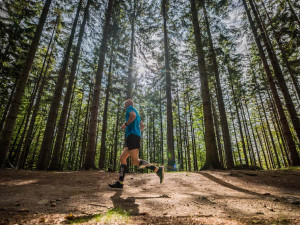 Unikátní Nature Run zavede běžce z Liberce do lesů Jizerských hor. Uzavře tím sezonu RunCzech