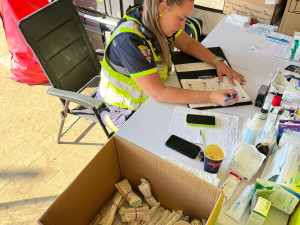 Pražští záchranáři pomohli po povodních na Jesenicku desítkám lidí. Předepisovali ztracené léky, řešili ale i infarkt