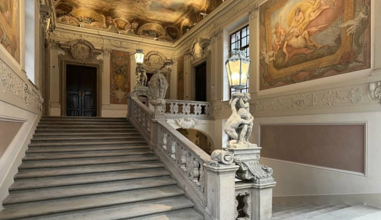 Clam-Gallasův palác