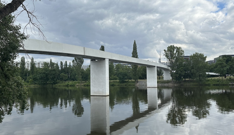 Štvanická lávka získala Národní cenu za architekturu