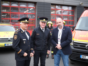 Pražští hasiči mají nově dvě vlastní sanitky