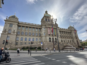 Národní muzeum přesunulo den otevřených dveřích. Bojí se kvůli demonstraci za odstranění ukrajinské vlajky