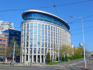 Mimořádné zastupitelstvo Prahy 10 kvůli pokutě za zakázku se nekonalo, koalice odmítla program