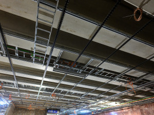 Ze stanice metra Florenc k autobusovému nádraží vystoupí lidé v lednu příštího roku