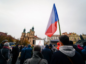 FOTOGALERIE: Podívejte se na atmosféru demonstrace Zůstaňme demokratickým srdcem Evropy Milionu chvilek