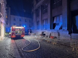 V centru Prahy uniká plyn, hasiči evakuovali stopadesát lidí ze šesti budov