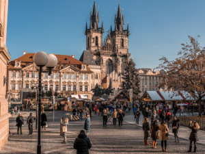 Oslavy Vánoc a silvestru v Praze lákají cizince i Čechy. Hoteliéři zdražují a kapacity rychle mizí