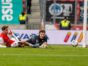 Slavia si porážkou Slovanu pojistila místo na špici tabulky