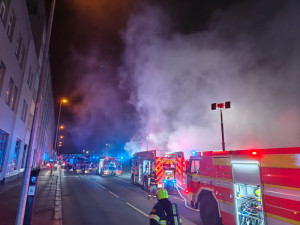 Na nákladovém nádraží hořelo v prázdné budově