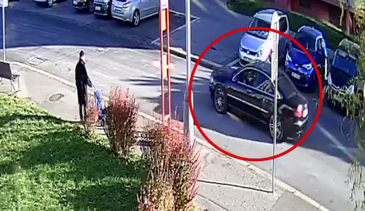 Policie hledá svědky nehody.