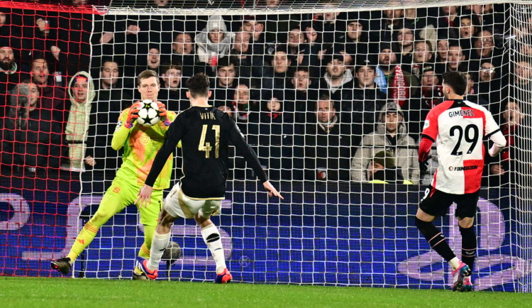 Sparty podlehla v Lize mistrů Feyenoordu 2:4 a výrazně se jí vzdálil postup