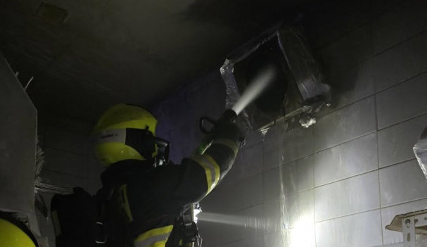 VIDEO: Ve Vršovicích hořela kuchyň restaurace, škoda je půl milionu