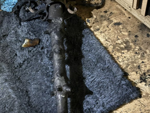 VIDEO: Výbuch pyrotechniky v bytě, požár v Sapě a zase ty prskavky. Pražští hasiči klidné Vánoce neměli