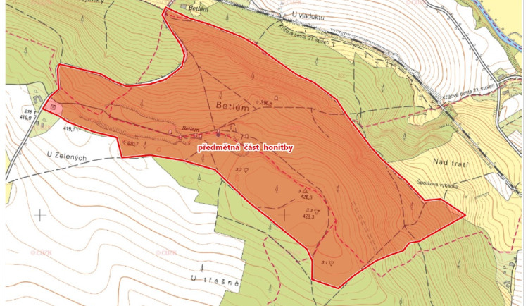 Dneska se vyhněte lokalitě Braunova Betlému, lovci tam budou číhat na prasata