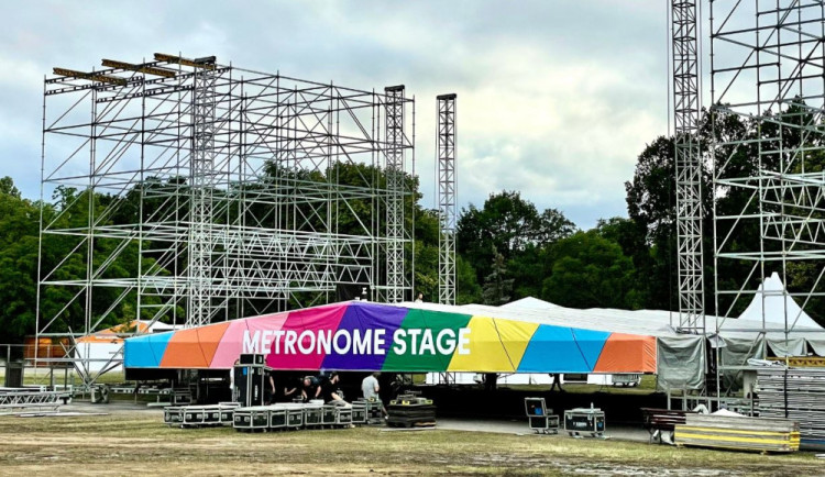 Hudební festivaly lákají na zahraniční hvězdy. Na pražském Metronomu bude hlavní tváří Alanis Morissetteová