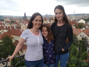 Věnovala se nemocným seniorům, teď sama potřebuje pomoci. Eva bojuje s agresivním nádorem na mozku