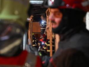 Některé městské části žádají po tragickém požáru kontroly plynových ohřívačů. Jejich počty ale neevidují