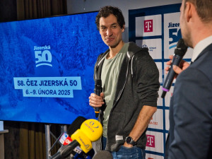 Přes 7 300 běžců přihlášených na Jizerskou 50: Připraveny jsou nové odměny i dobročinné projekty. Na startu bude řada hvězd
