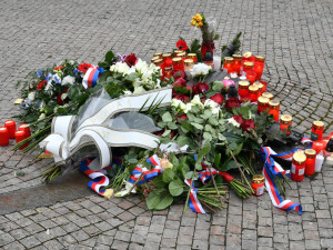 Politici uctili památku Jana Palacha