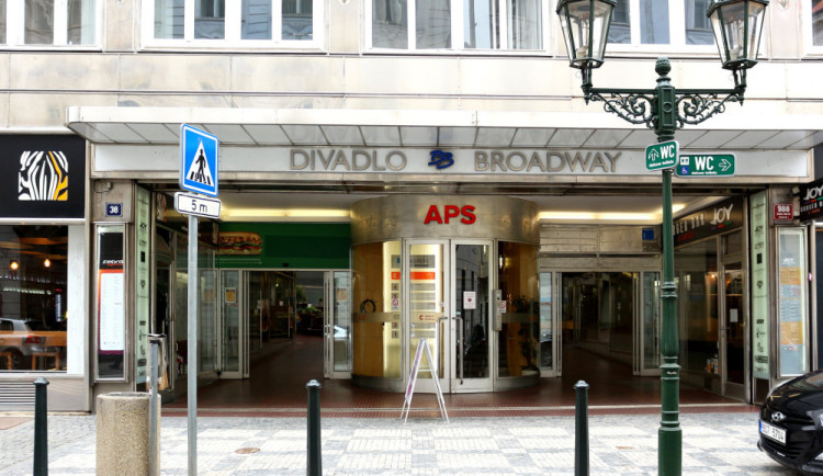 Pražský Palác Broadway se nepodařilo prodat ani na osmý pokus