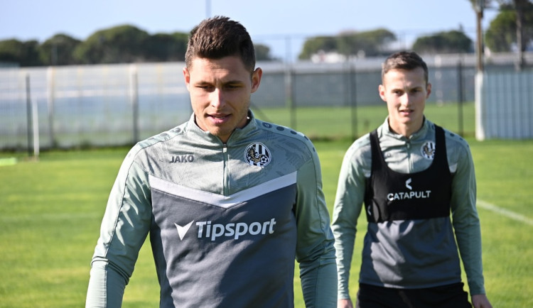 ANKETA: Votroci na vítězné vlně! Po drtivé jízdě v Turecku je čeká horké derby s Pardubicemi