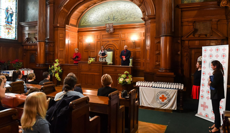 Liberecký Český červený kříž ocenil loni 762 bezpříspěvkových dárců krve