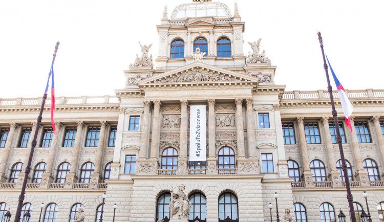 Národní muzeum vystaví Lucy, slavnou, 3,2 milionu let starou, fosilii předka člověka