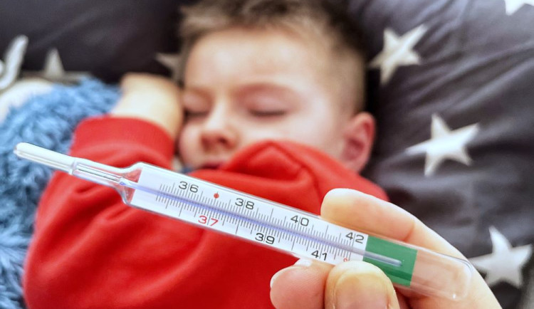 Návštěvy nesmí na LDN v Jaroměři, ani na náchodskou neurologii