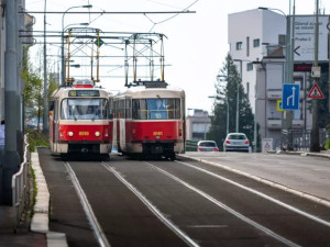 KOMENTÁŘ: Křičící nenávistný řidič tramvaje: Vy jste překvapeni?