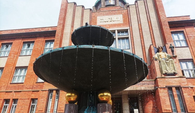 I v Hradci Králové můžeme pokořit Himaláje, stačí přijít do Muzea