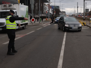 Policie při rozsáhlé víkendové kontrole taxikářů vybrala na pokutách přes 300 tisíc korun