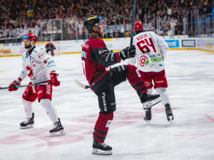 Sparta zahájila čtvrtfinále play off výhrou nad Třincem