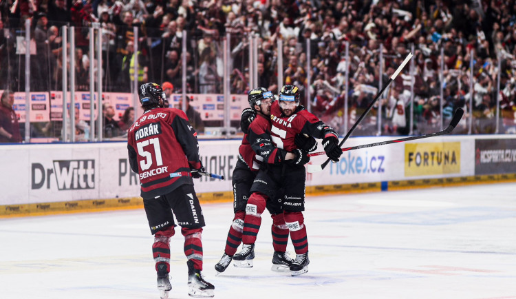 Sparta v úvodním zápase semifinále prohrála s Kometou 2:3