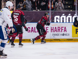 Bezchybný Kořenář dovedl Spartu k vyrovnání semifinále proti Brnu, zvítězila 3:0