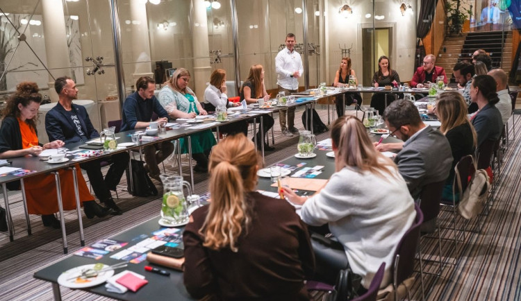 Networking. Všichni o něm mluví, ale nikdo neví, co to je