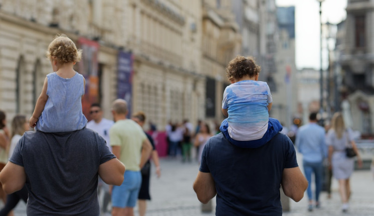 Počet obyvatel v kraji se snížil. Porodnost je na historickém minimu