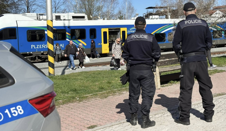 Během policejní akce na železnici lidé nejčastěji porušovali zákaz vstupu a chodili do kolejiště