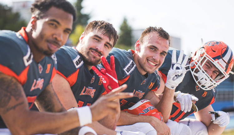 První český tým amerického fotbalu Prague Lions bude nově doma na hřišti Viktoria Žikov